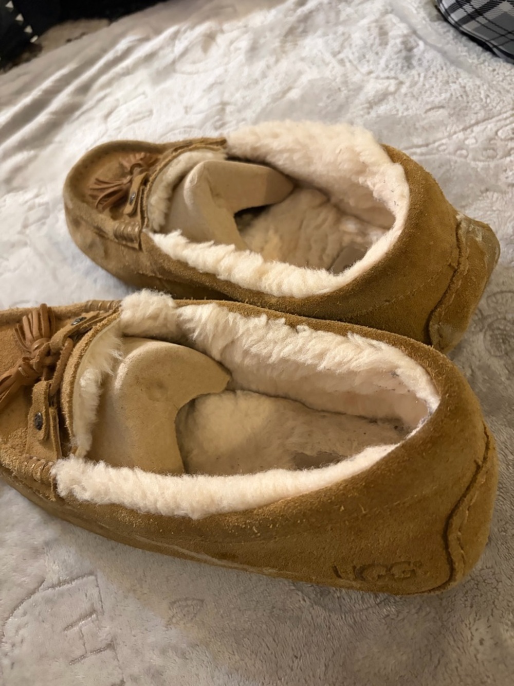 UGG Chestnut Brown Lintney Suede Moccasins - Picture 8 of 9